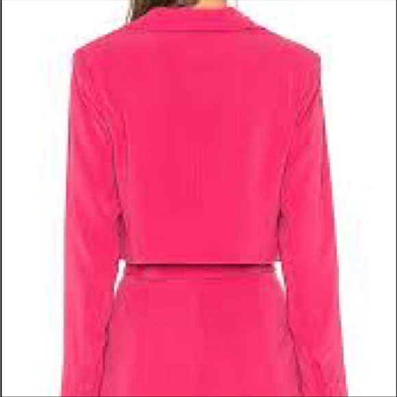 Lovers + Friends City Short in Magenta Pink Barbiecore - Picture 2 of 8